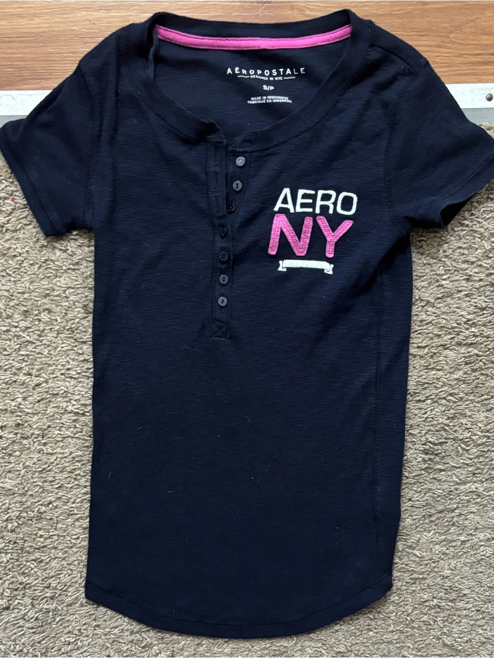 Aeropostale Woman’s Sm Navy Tee with Pink NY Logo Button Up Great Condition